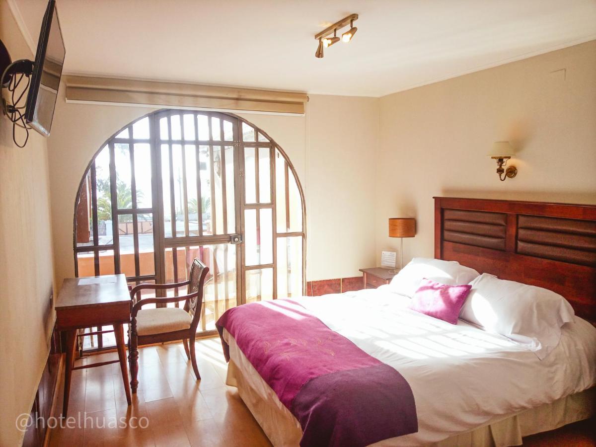Hotel Huasco Extérieur photo